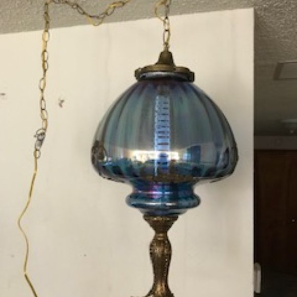 Vintage Blue Carnival Glass Lamp - Picture 5 of 11